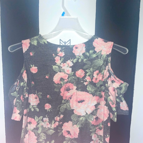 Floral Cold Shoulder Knit Top MoaMoa 1x - Picture 3 of 5